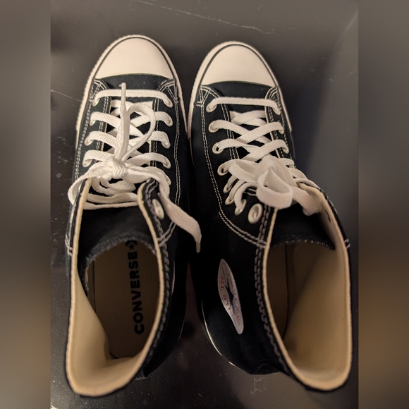 Chuck Taylor Hi Top Casual Sneakers Size M 10.5 W 12.5 MSRP $75 - Picture 8 of 10